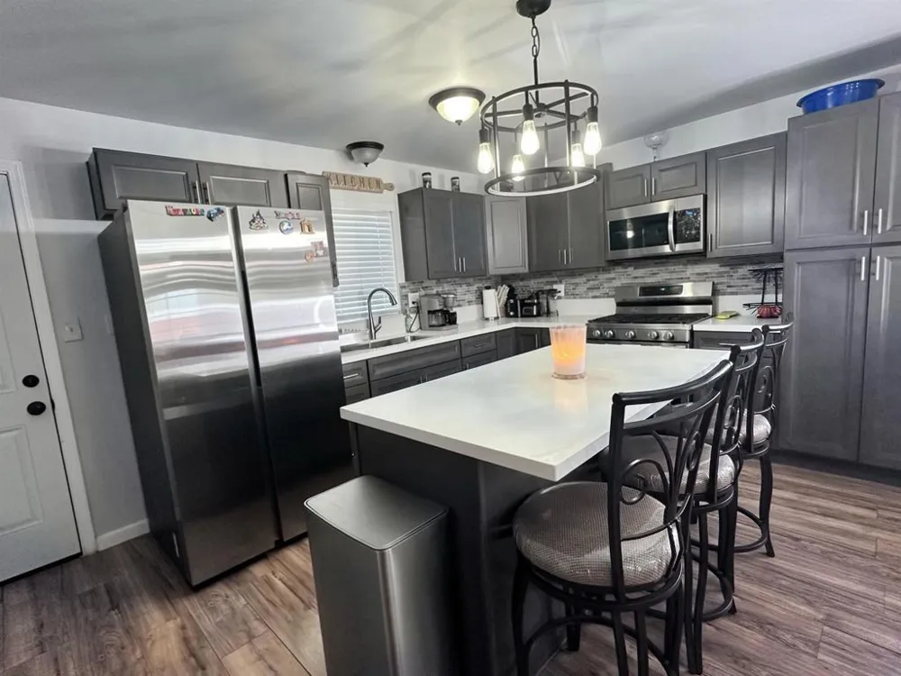 13162 Highway 8 Business SPC #165 El Cajon, CA 92021