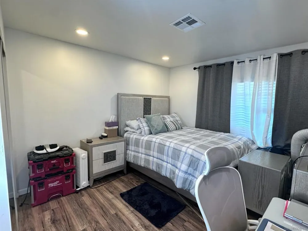 13162 Highway 8 Business SPC #165 El Cajon, CA 92021