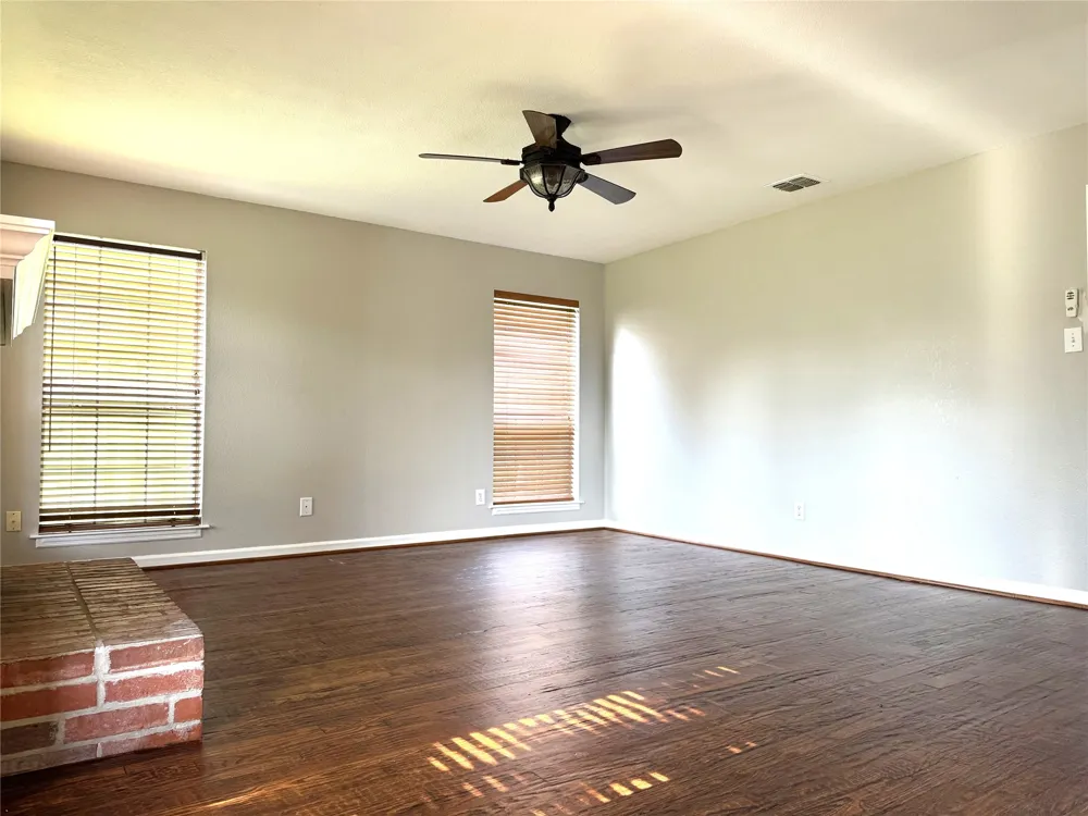 8212 Tavaros Drive Plano, TX 75024