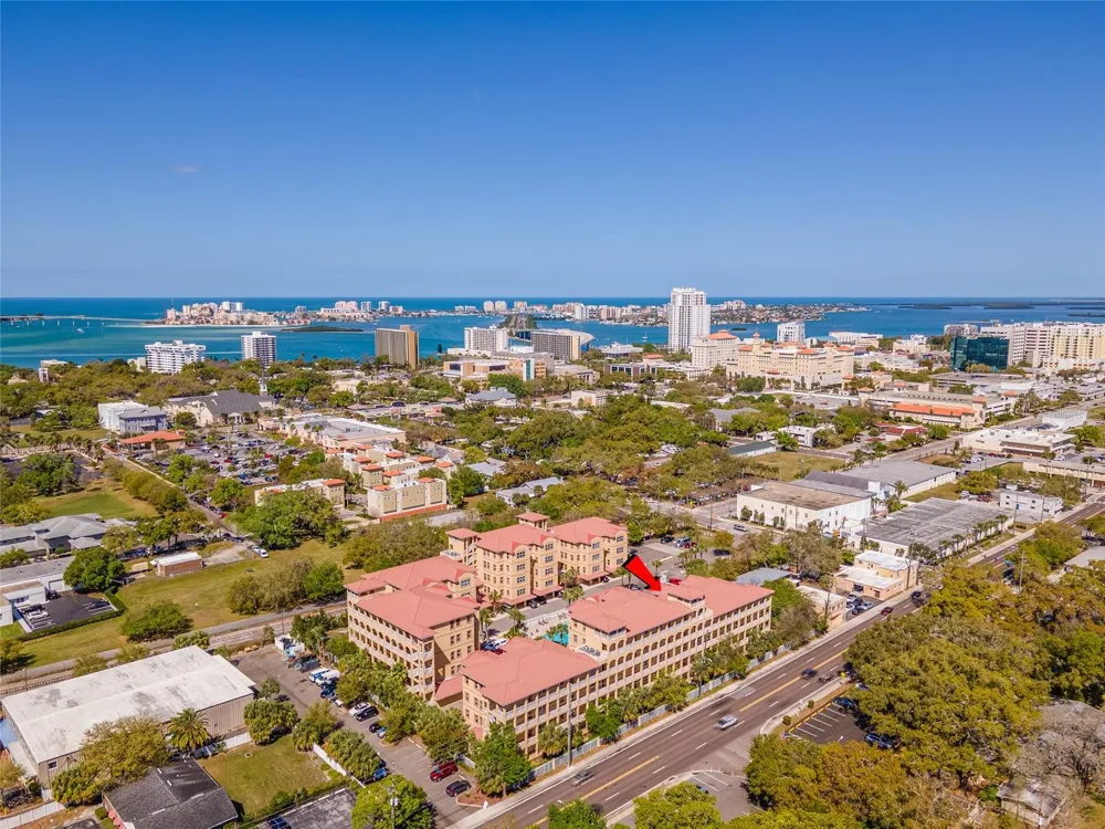 642 WELLS COURT #402 Clearwater, FL 33756