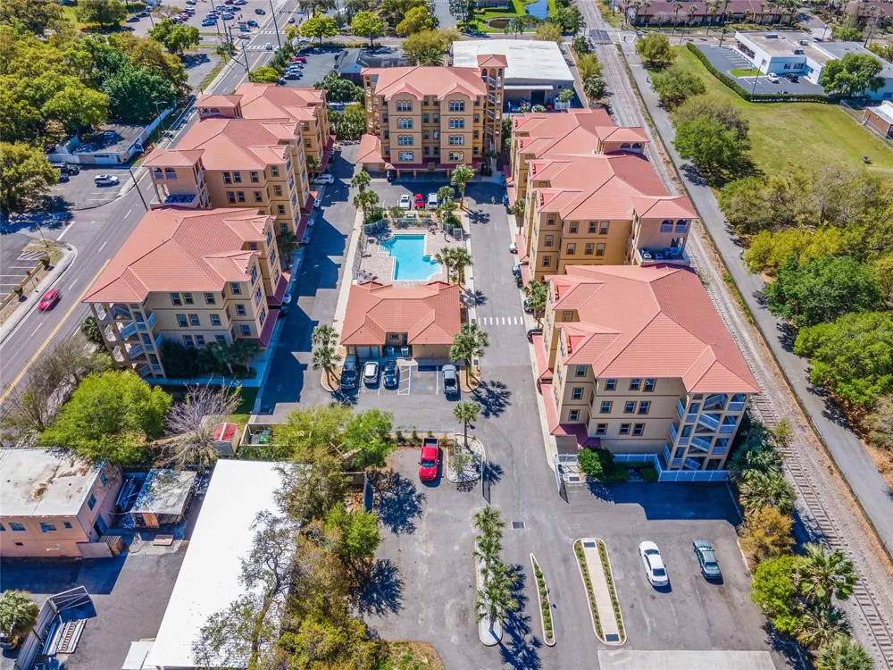 642 WELLS COURT #402 Clearwater, FL 33756