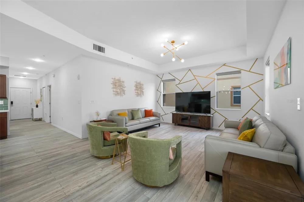 642 WELLS COURT #402 Clearwater, FL 33756