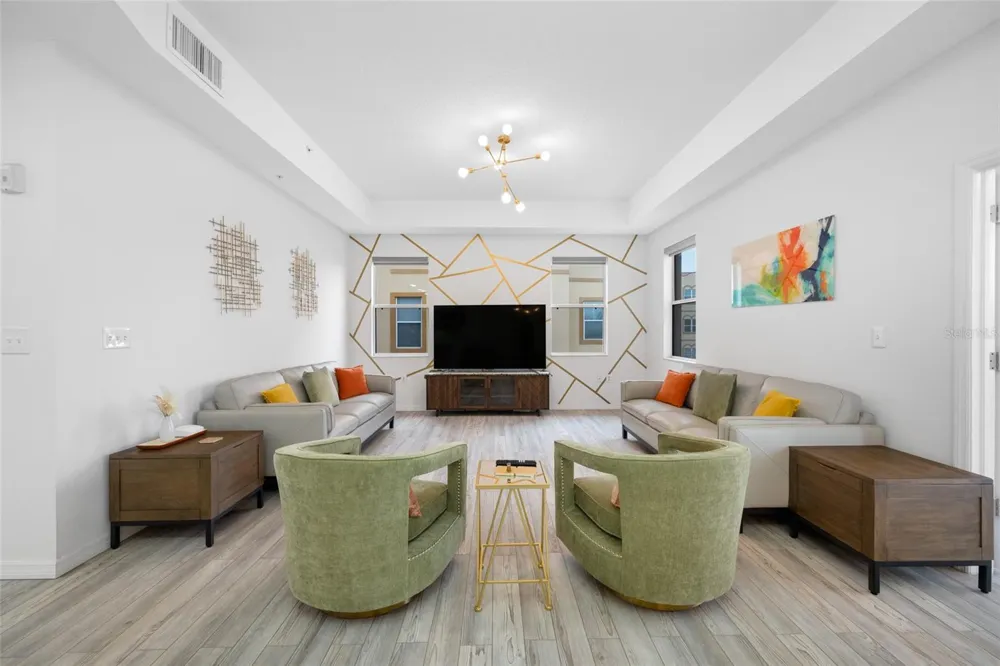 642 WELLS COURT #402 Clearwater, FL 33756