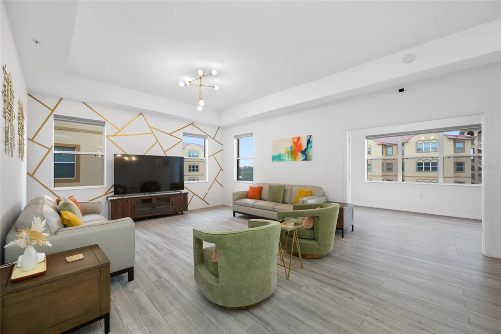 642 WELLS COURT #402 Clearwater, FL 33756