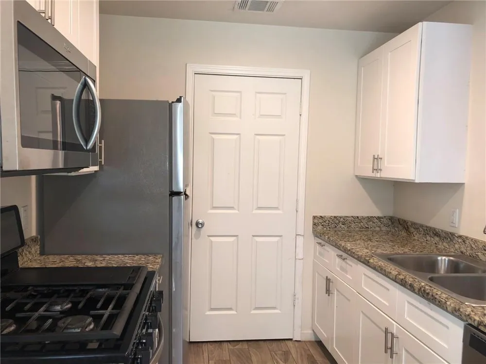 407 Vista West Court Bastrop, TX 78602