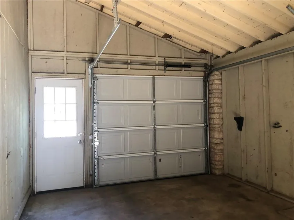 407 Vista West Court Bastrop, TX 78602