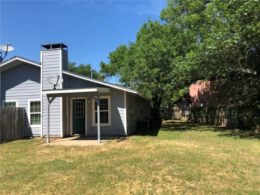 407 Vista West Court Bastrop, TX 78602
