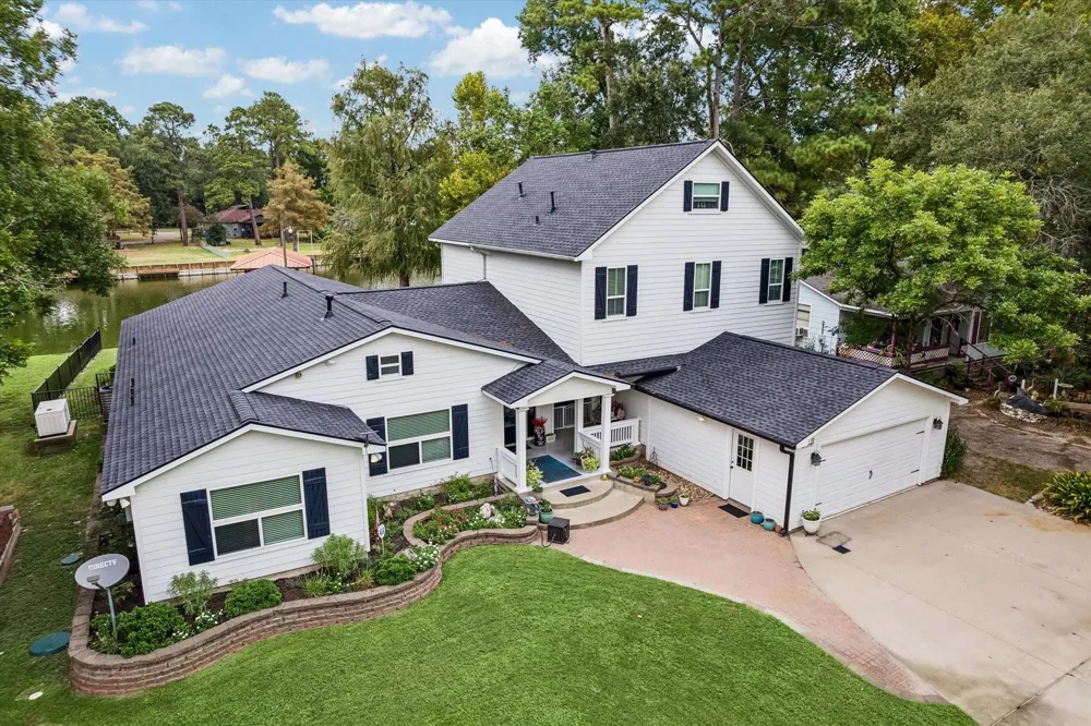 11 Lake View Drive Huntsville, TX 77320