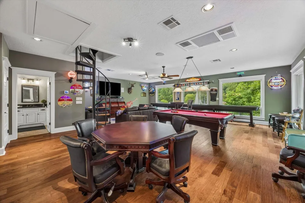 11 Lake View Drive Huntsville, TX 77320