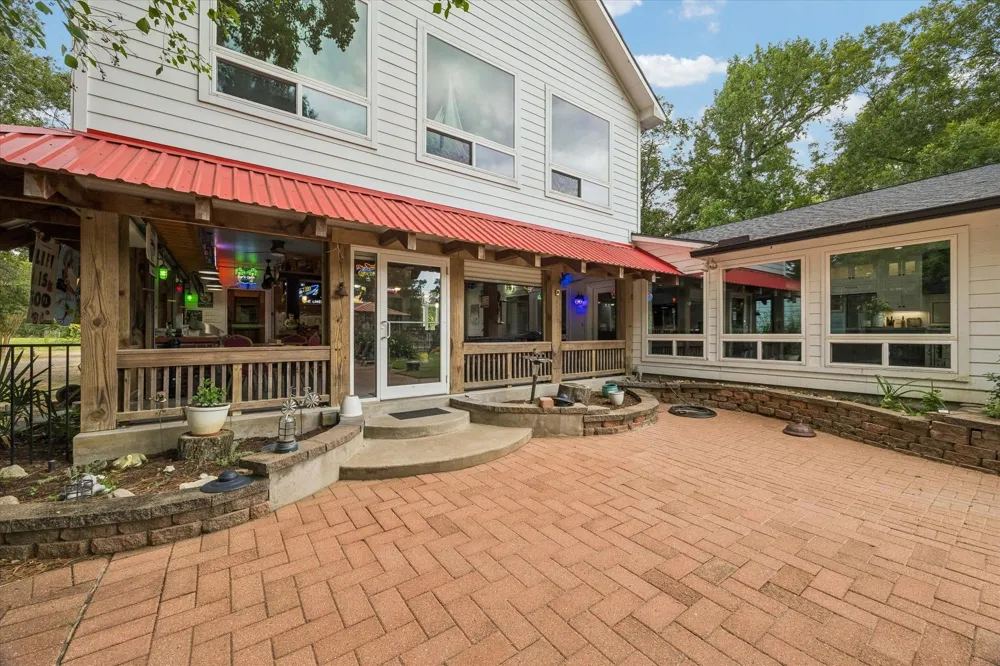 11 Lake View Drive Huntsville, TX 77320