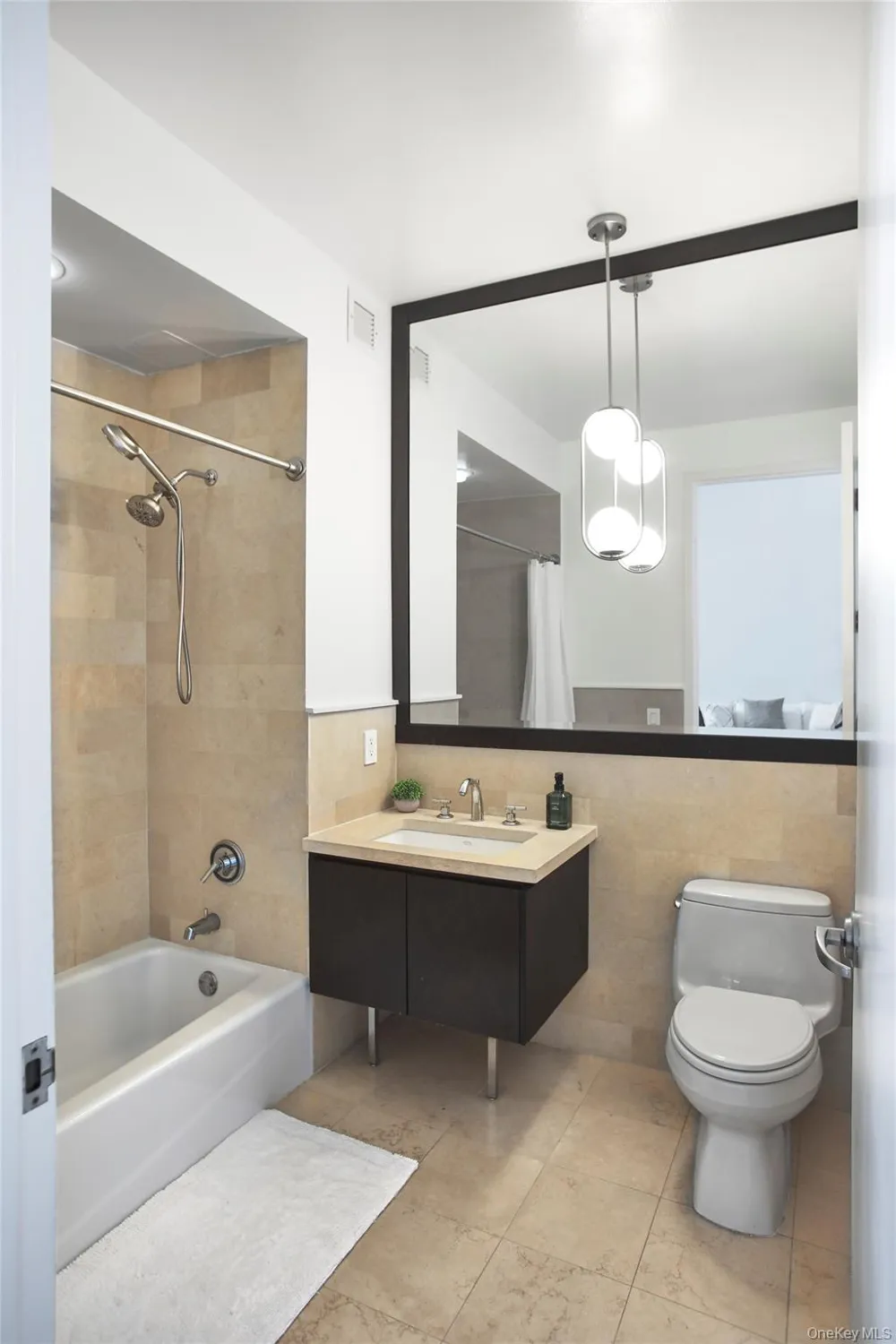 25 Leroy Place #415 New Rochelle, NY 10805