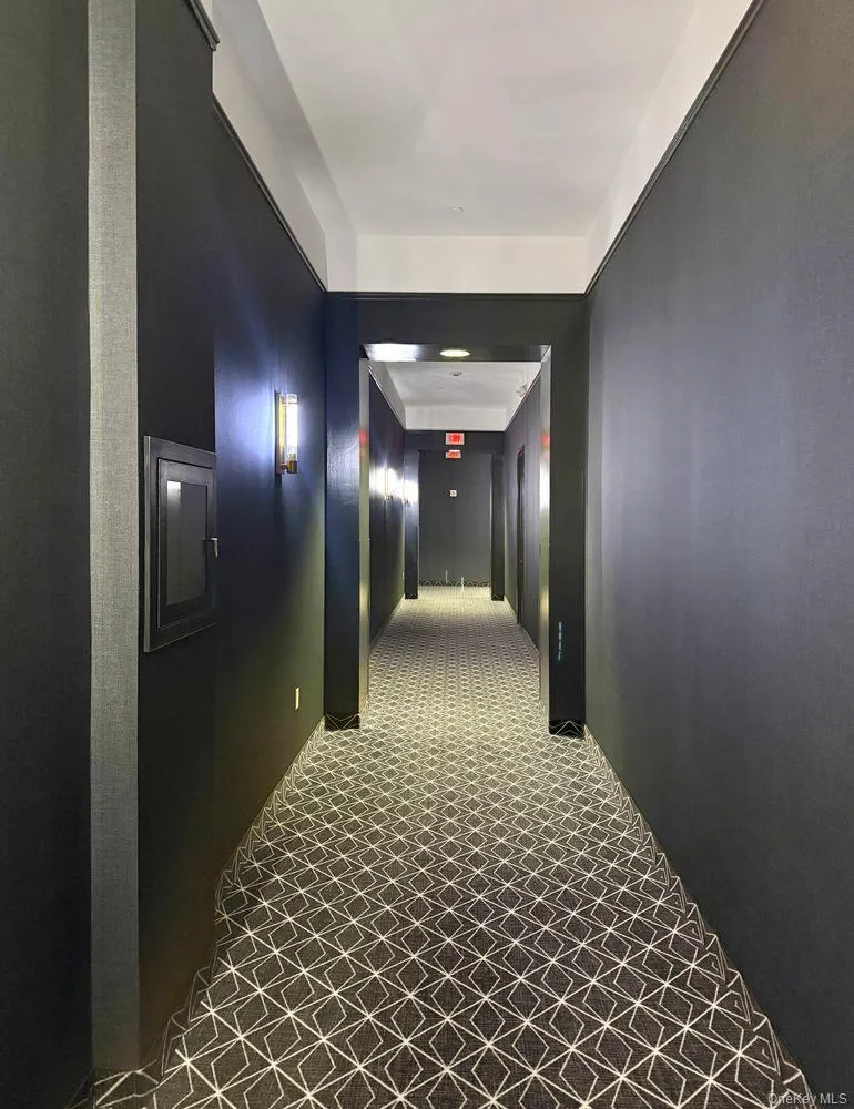 25 Leroy Place #415 New Rochelle, NY 10805