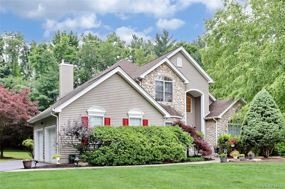 7 Birdie Drive Suffern, NY 10901
