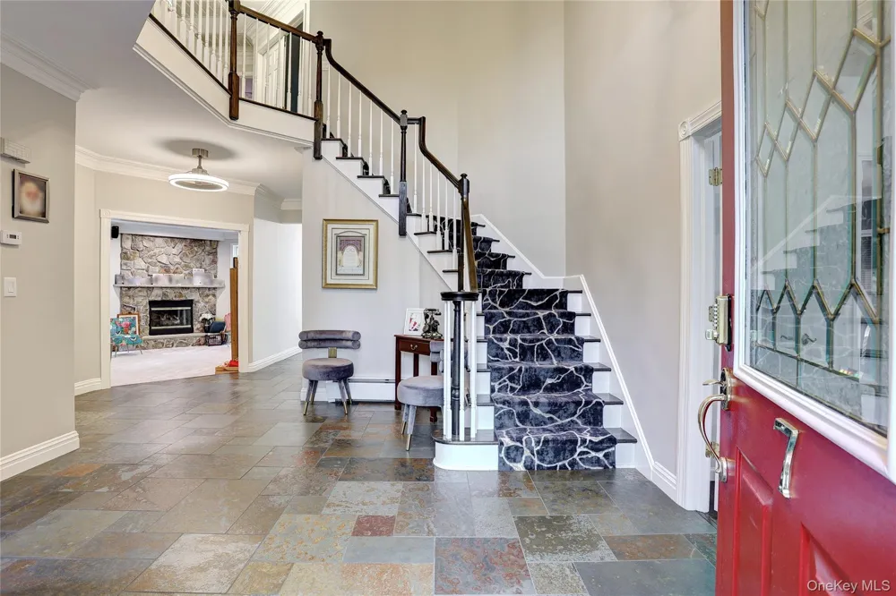 7 Birdie Drive Suffern, NY 10901