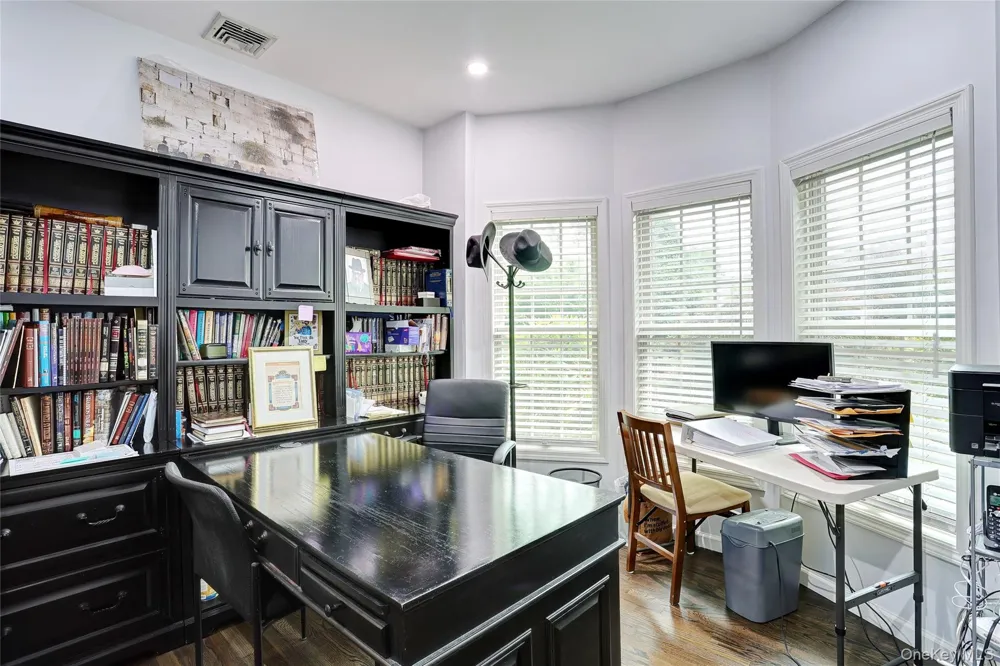 7 Birdie Drive Suffern, NY 10901