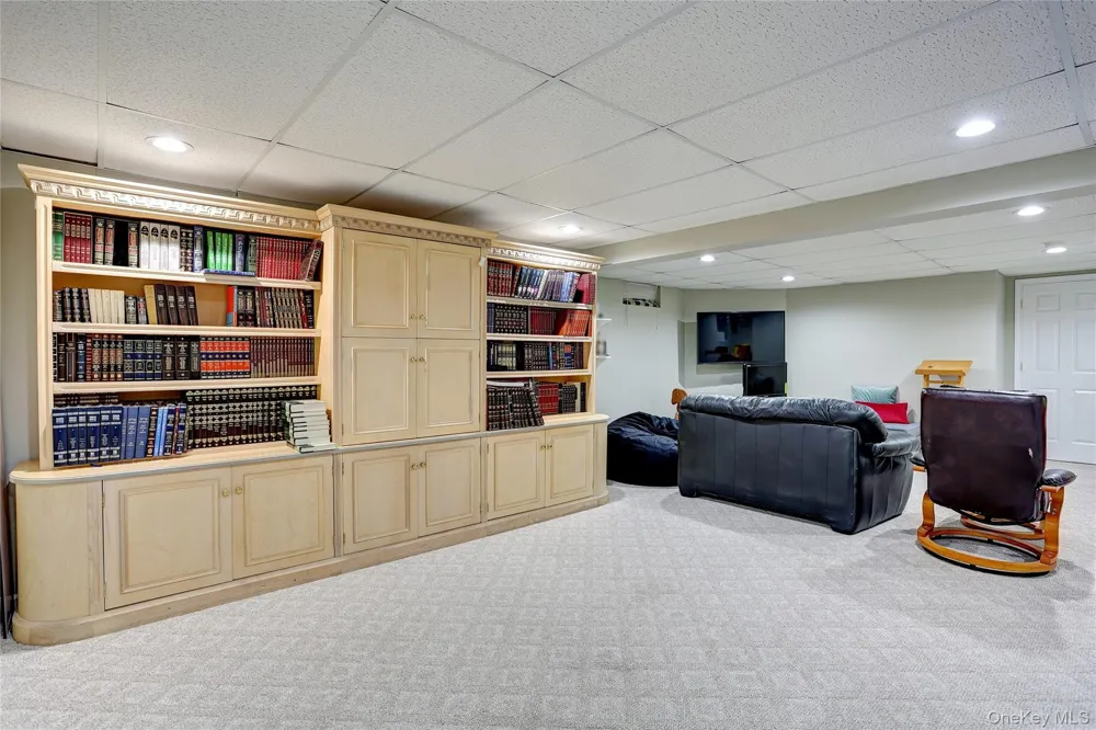 7 Birdie Drive Suffern, NY 10901