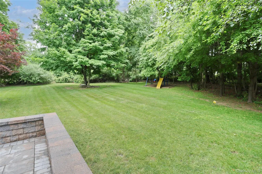 7 Birdie Drive Suffern, NY 10901