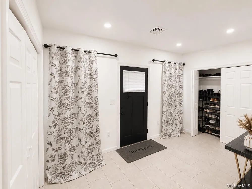 130 Elizabeth Avenue Hempstead, NY 11550
