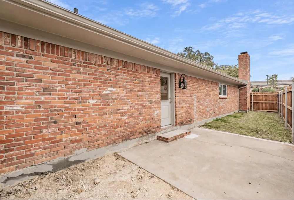 4904 Arborlawn Drive Fort Worth, TX 76109