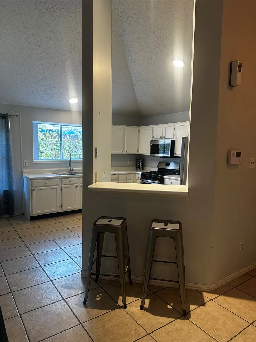 612 David Curry Drive Round Rock, TX 78664