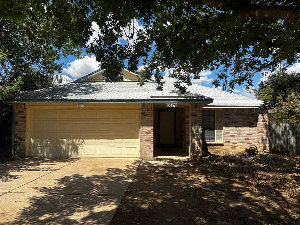 612 David Curry Drive Round Rock, TX 78664