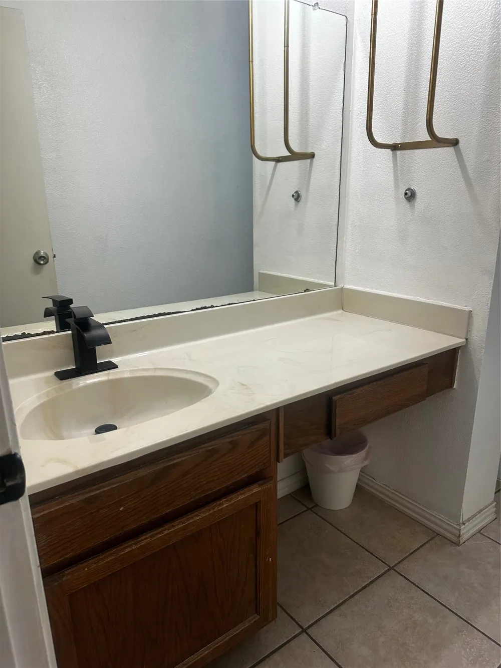 612 David Curry Drive Round Rock, TX 78664