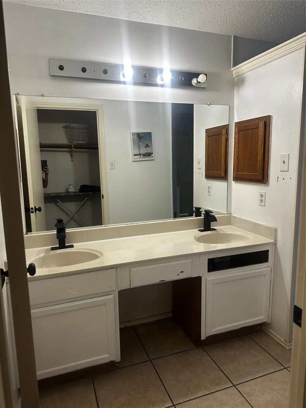 612 David Curry Drive Round Rock, TX 78664