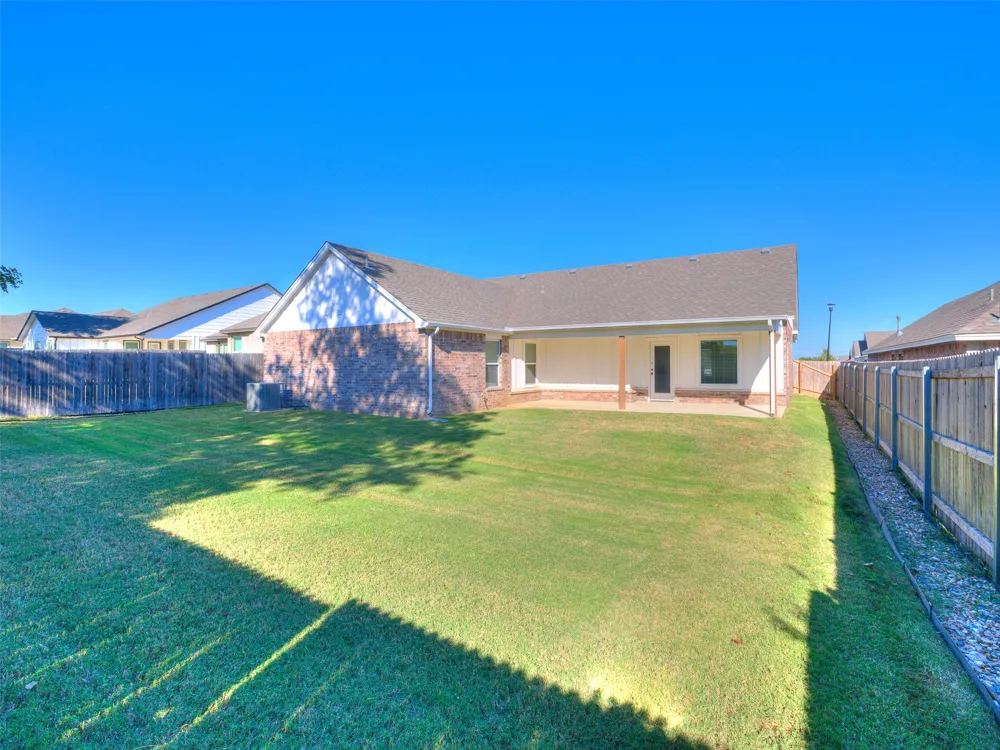 8902 73rd EastPlace Owasso, OK 74055