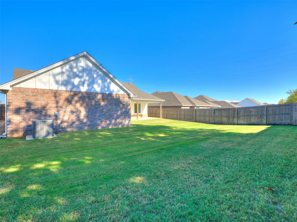8902 73rd EastPlace Owasso, OK 74055