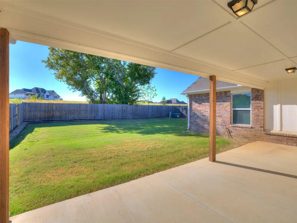 8902 73rd EastPlace Owasso, OK 74055