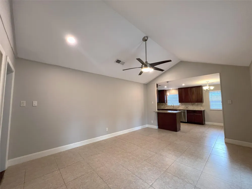 10014 Cedardale Drive Houston, TX 77055