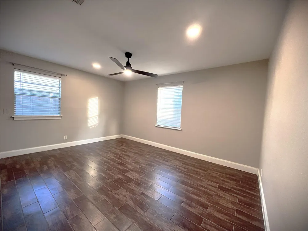 10014 Cedardale Drive Houston, TX 77055