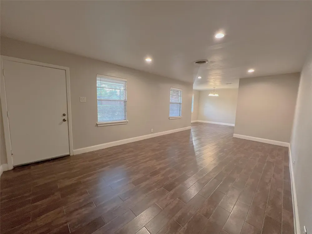 10014 Cedardale Drive Houston, TX 77055