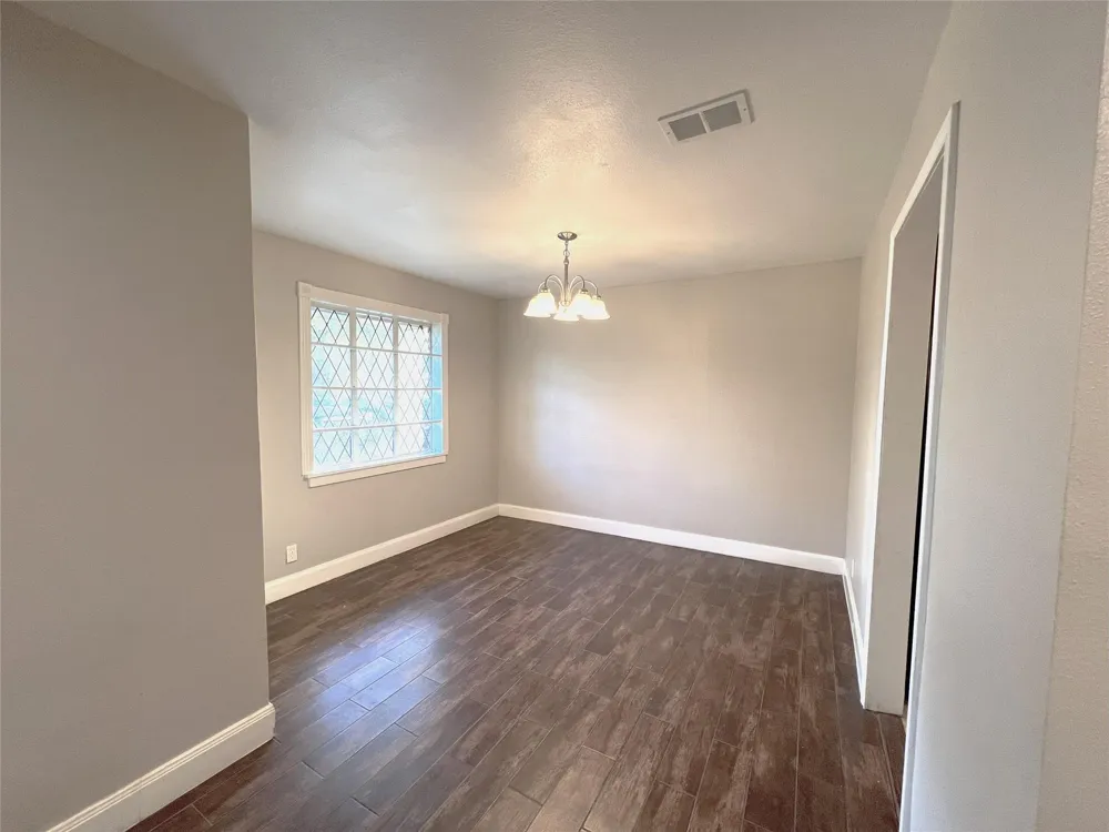10014 Cedardale Drive Houston, TX 77055