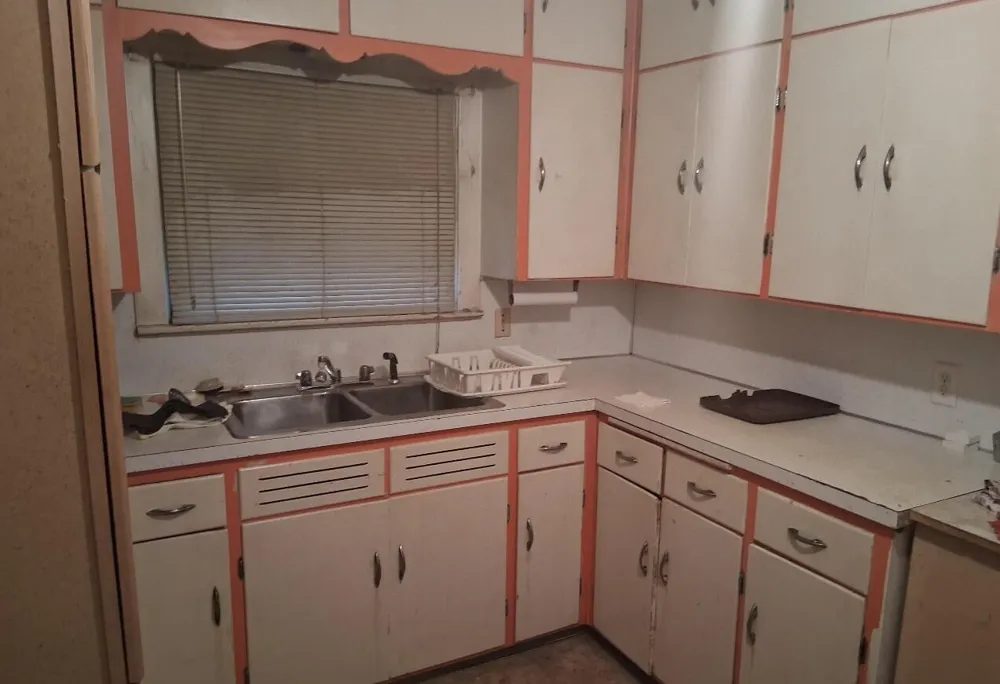 2313 Glenwood Avenue Saginaw, MI 48601