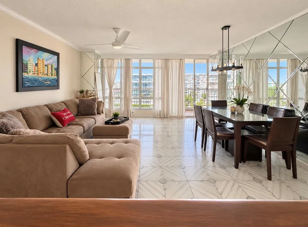 8188 Coral Beach AVE ISLA VERDE Carolina, PR 00979