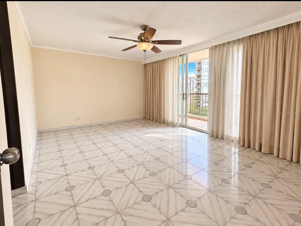 8188 Coral Beach AVE ISLA VERDE Carolina, PR 00979