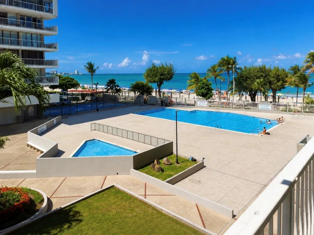 8188 Coral Beach AVE ISLA VERDE Carolina, PR 00979