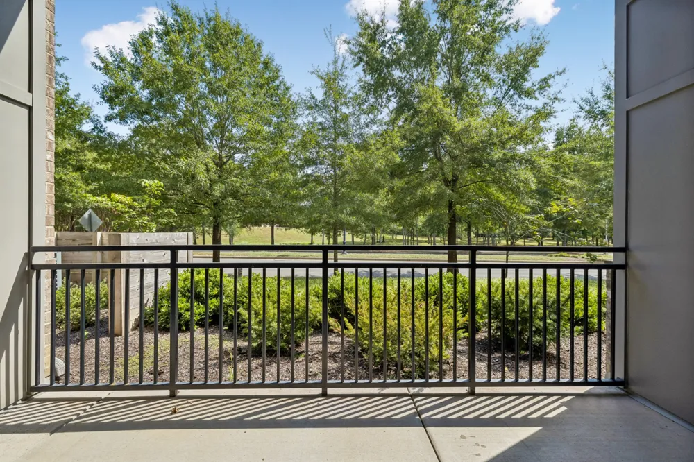 141 Saundersville Rd #1105 Hendersonville, TN 37075