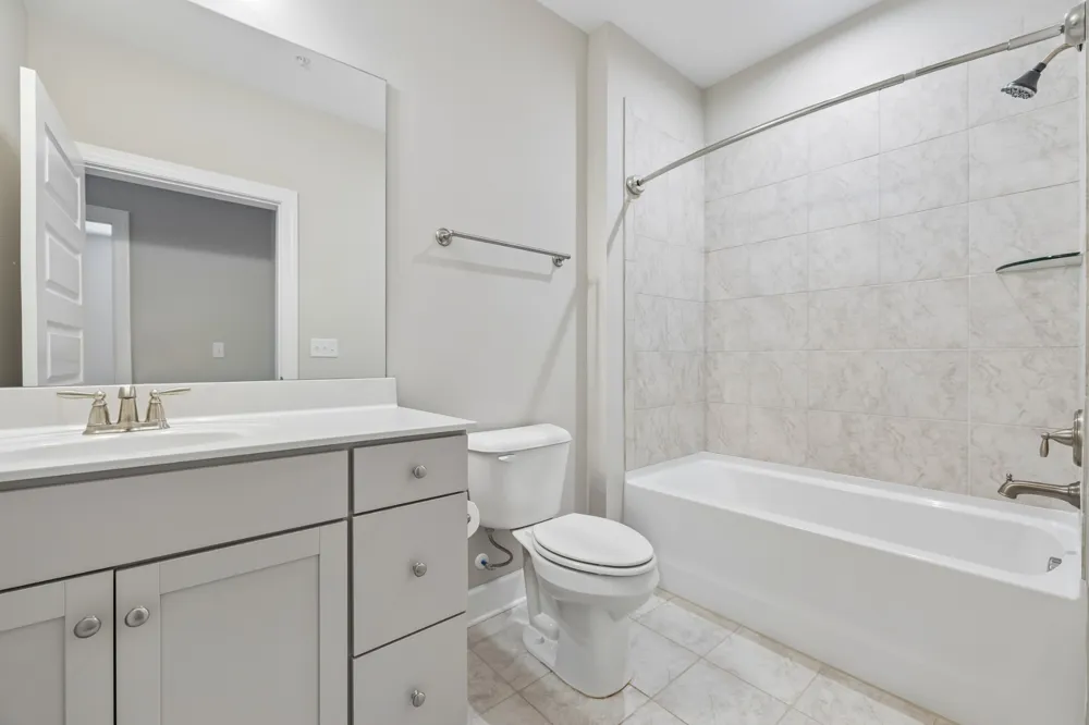 141 Saundersville Rd #1105 Hendersonville, TN 37075