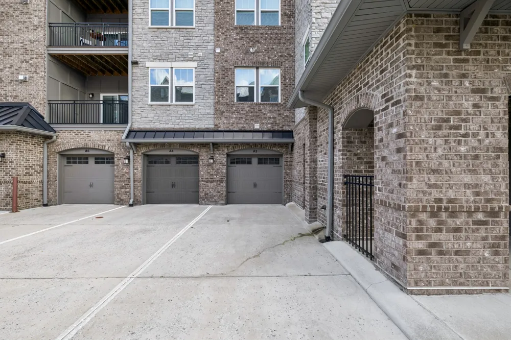 141 Saundersville Rd #1105 Hendersonville, TN 37075
