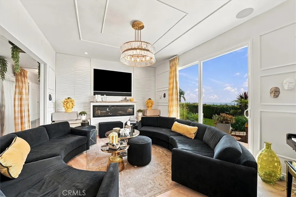 4030 Admirable Drive Rancho Palos Verdes, CA 90275