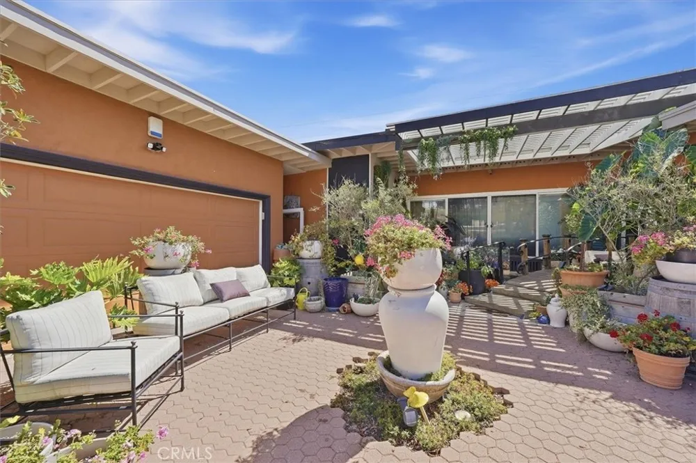 4030 Admirable Drive Rancho Palos Verdes, CA 90275
