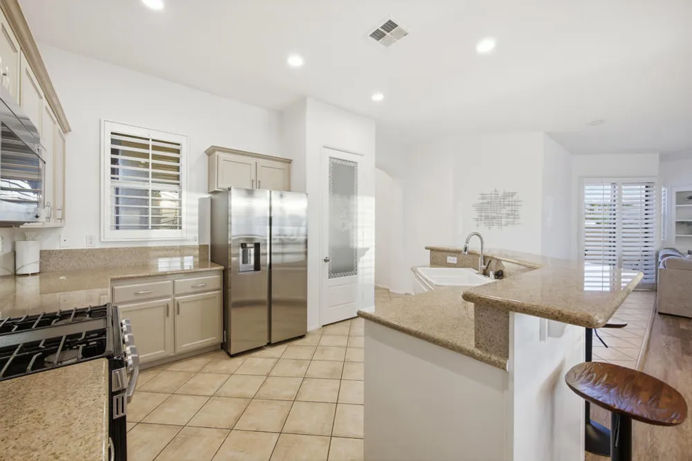 48423 Hepburn Drive Indio, CA 92201