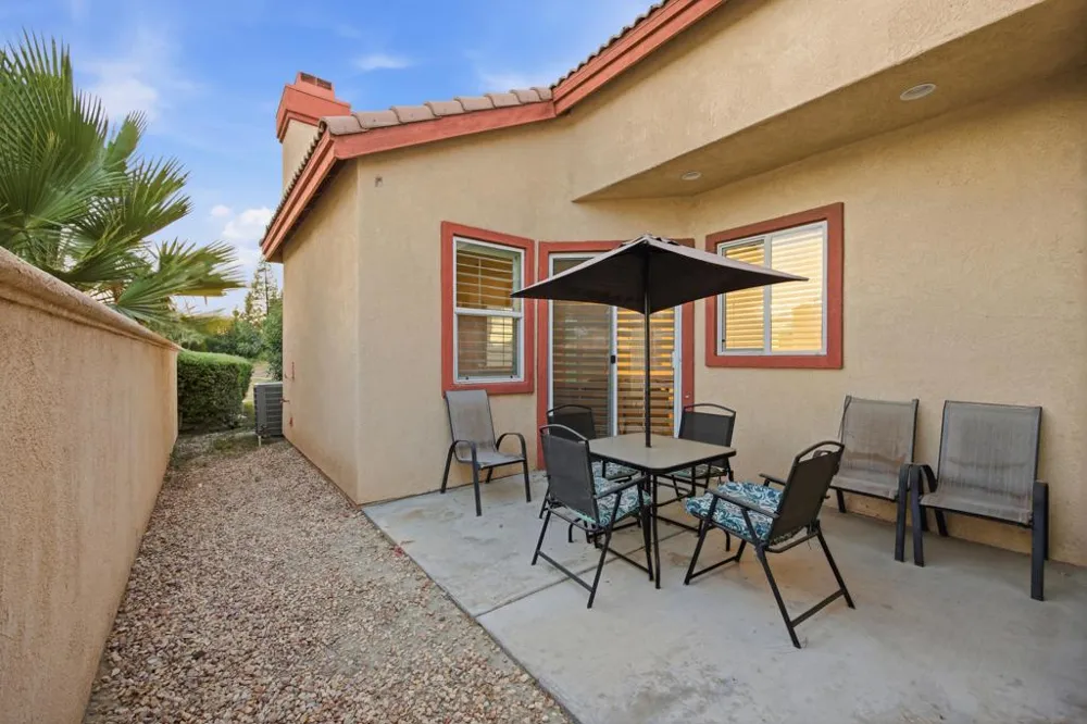 48423 Hepburn Drive Indio, CA 92201
