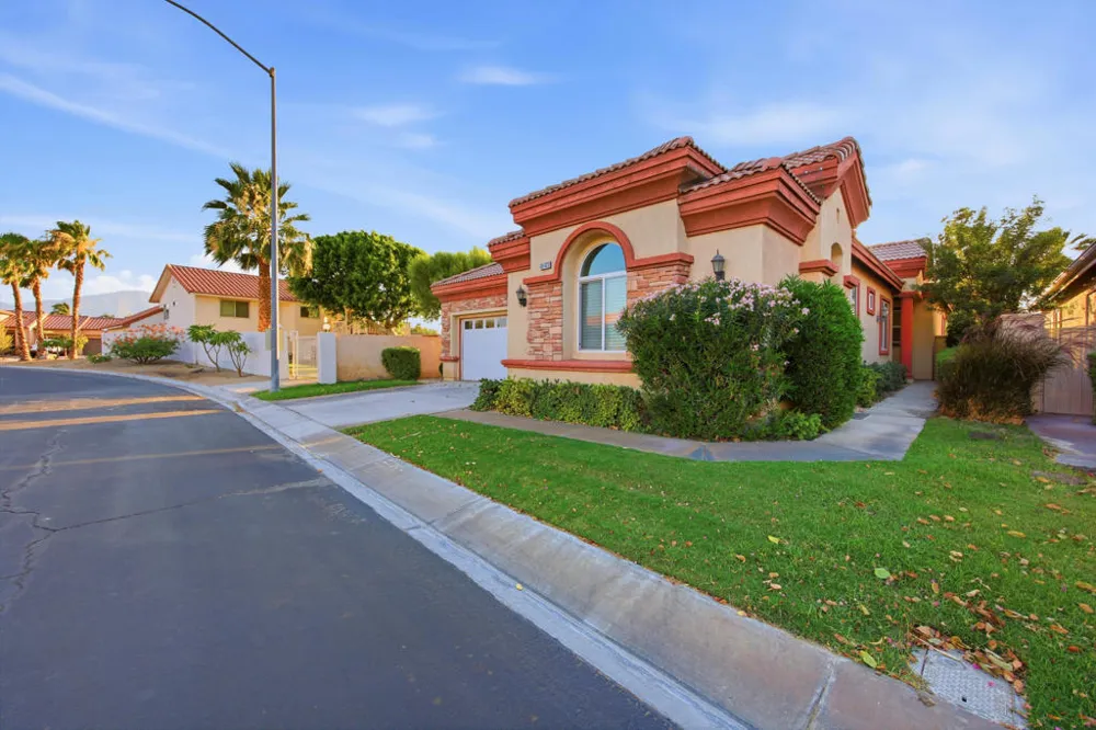 48423 Hepburn Drive Indio, CA 92201