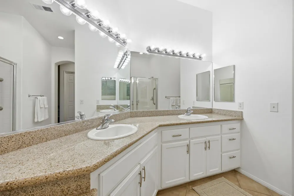 48423 Hepburn Drive Indio, CA 92201