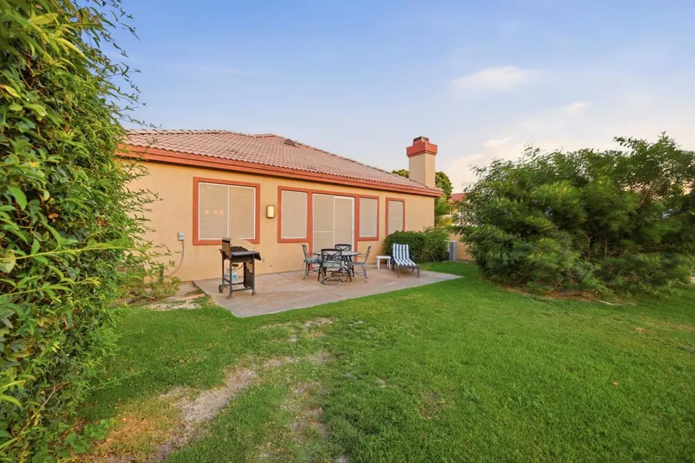 48423 Hepburn Drive Indio, CA 92201