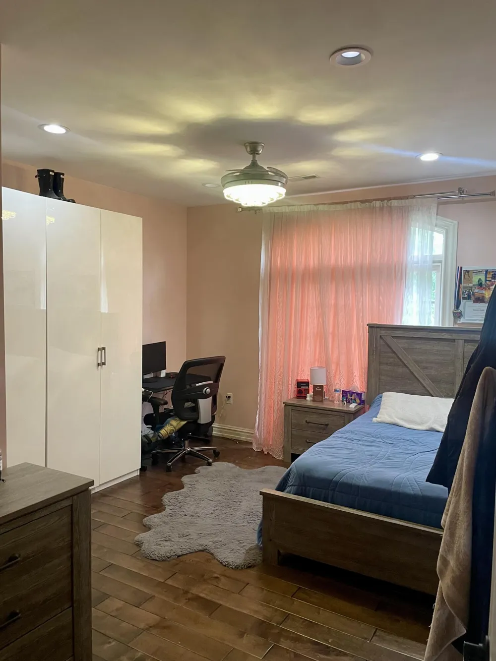 7347 Anthony Street Dearborn City, MI 48126