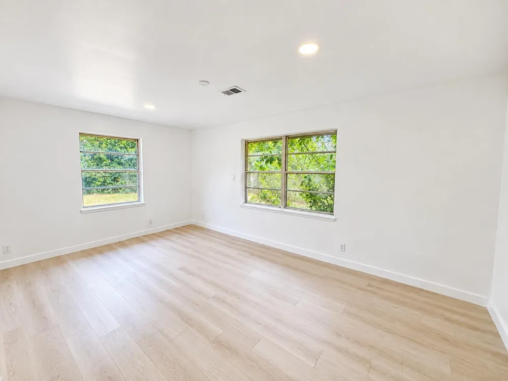10807 Safeguard Street Houston, TX 77047